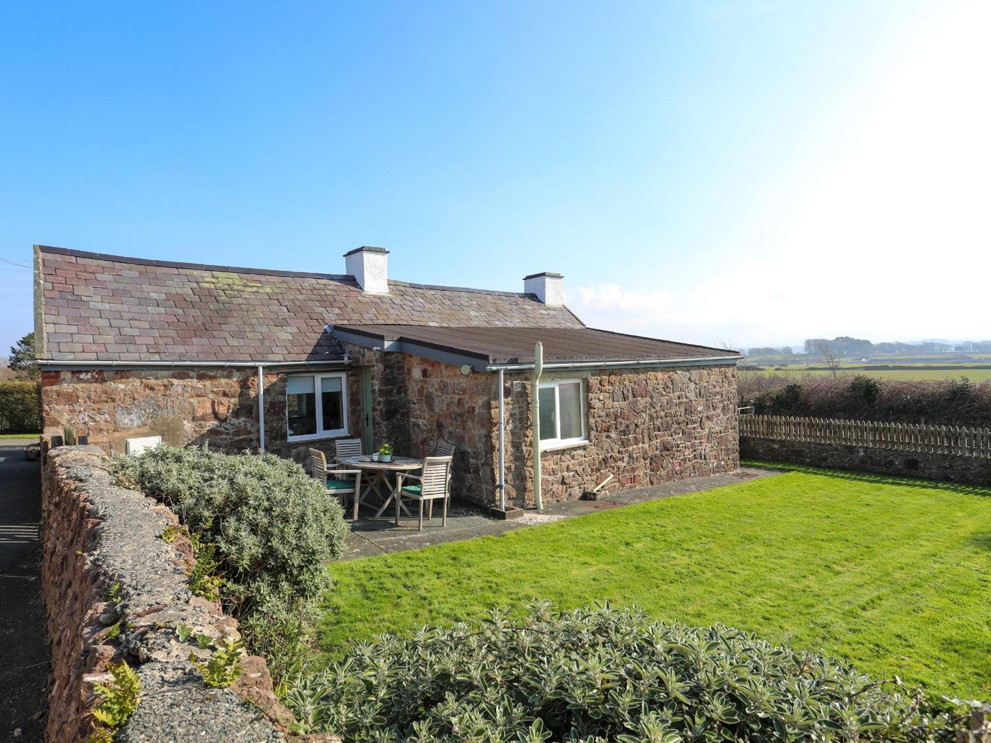 Tan Twr Farm Cottage Dwyran Eksteriør billede